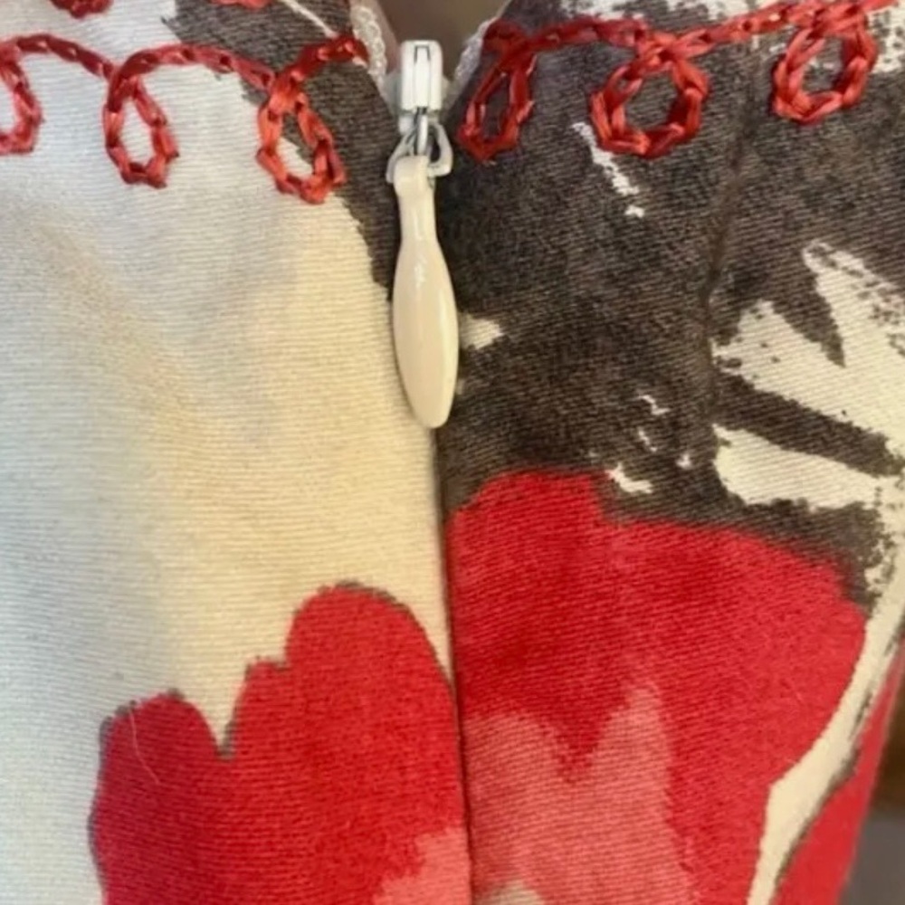 Free People creme red floral embroidered v-neck cotton dress. - Picture 5 of 10